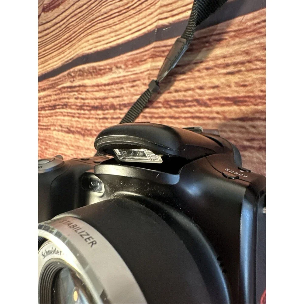 Black Kodak EasyShare P850 5.1MP LCD Digital ONLY - READ - WORKING